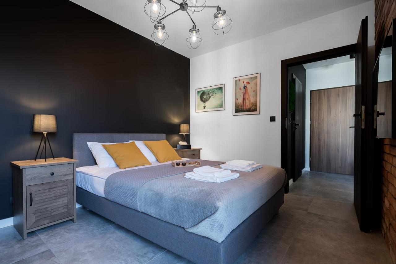1555 Apartments II Z Miejscem Parkingowym Stary Toruń Dış mekan fotoğraf